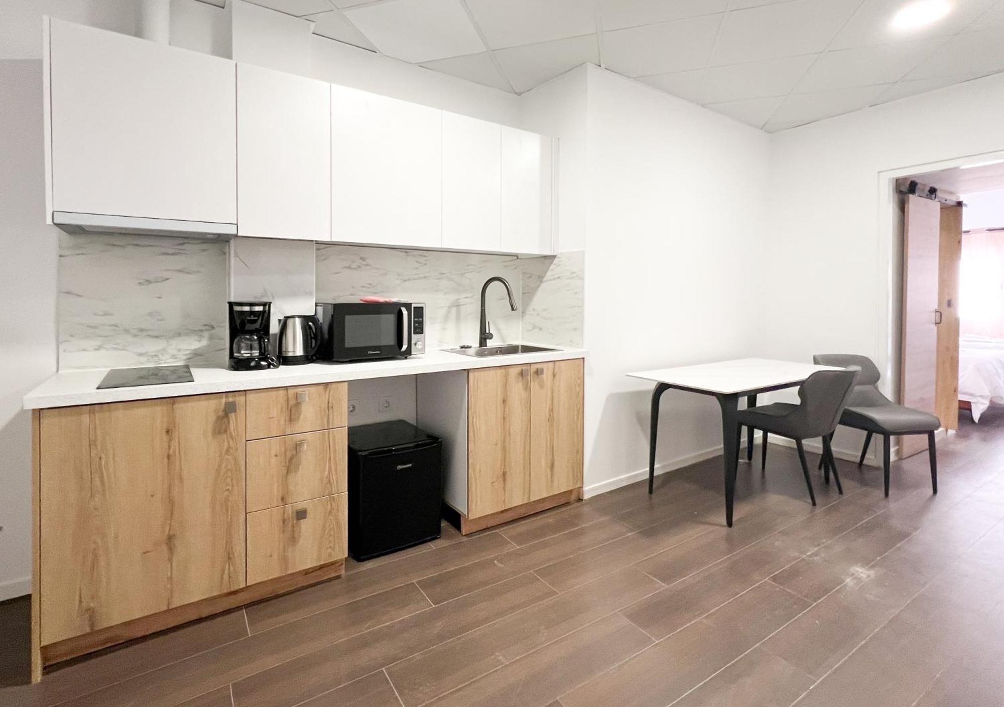 Anhome K11 Serviced Apartments Plus Athene Buitenkant foto